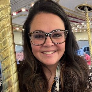 Meet your Posher, Taylor